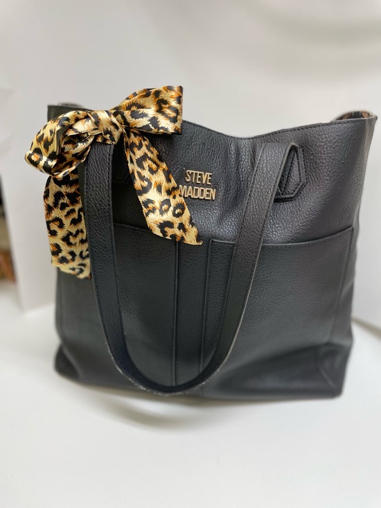 Steve Madden Handbags - Steve Madden Black Leather Tote